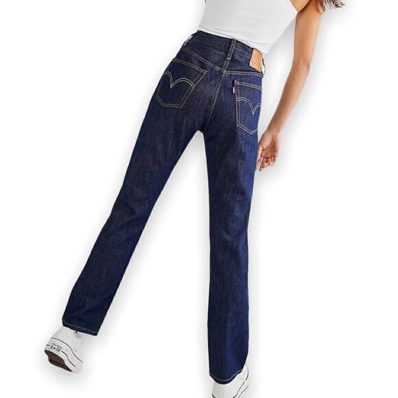 Levi's 501 Straight Leg Jeans - Picture 14 of 16